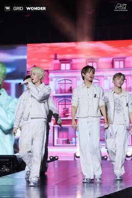 สมมงวงบอยกรุ๊ปที่ควรค่าแก่การถูกรัก! POW อัดฉีดเพอร์ฟอร์แมนซ์สาดความสุข 3 ชั่วโมงเต็มอิ่ม เมืองไทยคือเซฟโซน! ยอร์ช เปิดใจทั้งน้ำตากลางเวทีคอนเสิร์ต #POWERFULYOUTH_inBKK